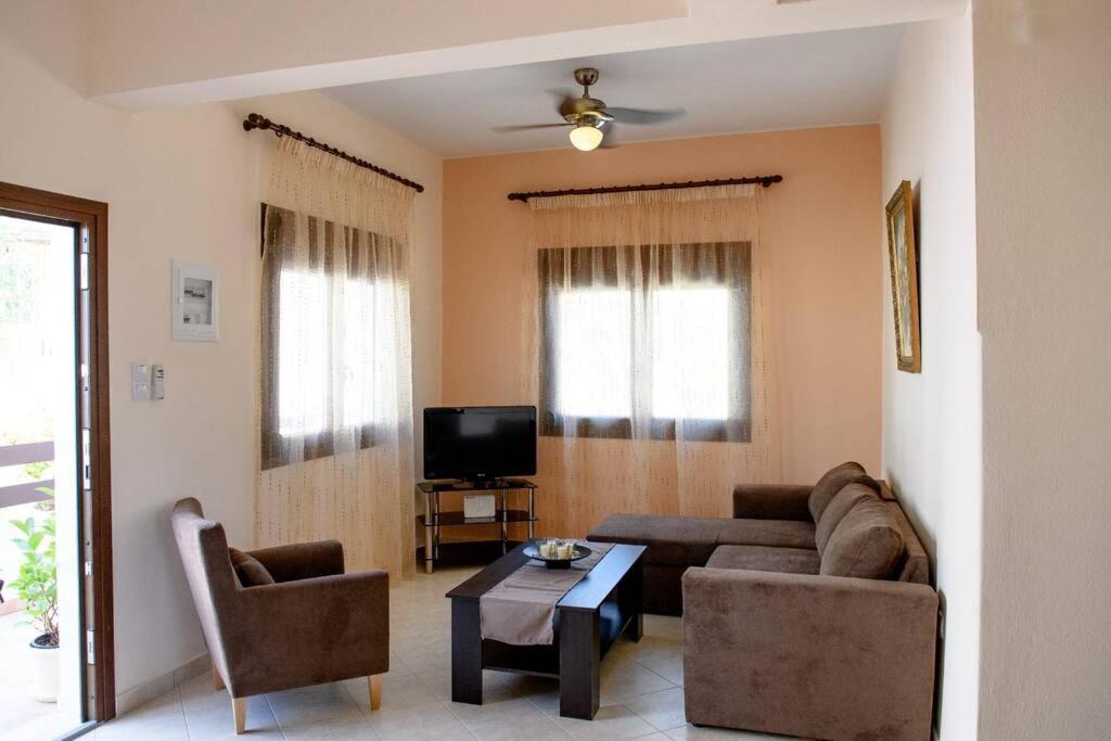 Вилла Effies House Миртеа Экстерьер фото